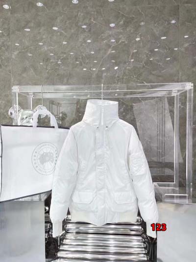 2024年12月10日秋冬人気 Can ada Goose ...