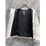 2024年12月11日秋冬高品質PRADA ダウンジャケットアウター bf工場