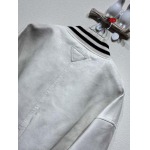 2024年12月19日秋冬高級品新作Prada PU 厚手ジャケットアウターSD工場