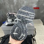 2024年12月20日秋冬原版復刻新作入荷バレンシアガ スニーカー FANG工場