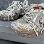 2024年12月20日秋冬原版復刻新作入荷バレンシアガ スニーカー FANG工場