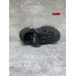 2024年12月20日秋冬原版復刻新作入荷バレンシアガ スニーカー FANG工場