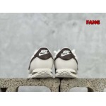 2024年12月20日秋冬新作入荷 NIKE スニーカー FANG工場