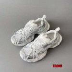 2024年12月20日秋冬原版復刻新作入荷バレンシアガ スニーカー FANG工場