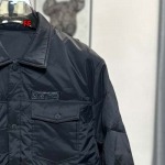 2024年12月23日秋冬新品 PRADA 綿入れの服ジャケットアウター    FF工場