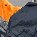 2024年12月23日秋冬新品 PRADA 綿入れの服ジャケットアウター    FF工場