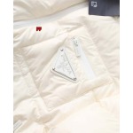 2024年12月23日秋冬新品PRADA  ダウンジャケット FF工場