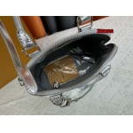 2024年12月24日秋冬新品入荷ルイヴィトン ブランドバッグ zhong工場