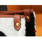 2024年12月24日秋冬新品入荷ルイヴィトン ブランドバッグ zhong工場