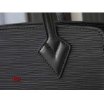 2024年12月25日秋冬新品入荷ルイヴィトン ブランドバッグ feng工場