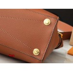 2024年12月25日秋冬新品入荷ルイヴィトン ブランドバッグ feng工場