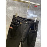 2024年12月26日入荷秋冬新品 PRADA   ジーンズ   dtai工場