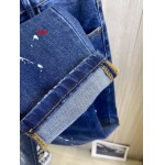 2024年12月26日入荷秋冬新品  バーバリー ジーンズ   dtai工場