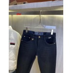 2024年12月26日入荷秋冬新品 ヴェルサーチ ジーンズ   dtai工場