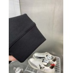 2024年12月26日入荷秋冬新品 バーバリー 長袖 Tシャツdtai工場