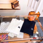 2024年12月26日入荷秋冬新品バーバリー長袖 Tシャツdtai工場