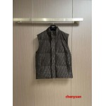 2024年12月30日新品  FENDI  ダウンジャケットアウター  chengyuan工場