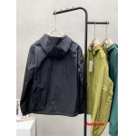 2024年12月30日新品 バーバリー    両面ジャケットアウター  chengyuan工場