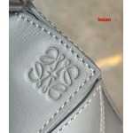 2025年早春新品入荷 LOEWE 本革 バッグ lexun工場Size18*11*7.5cm