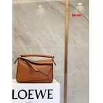 2025年早春新品入荷 LOEWE 本革 バッグ lexun工場18*12.5*8cm