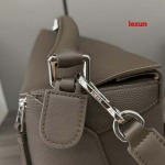 2025年早春新品入荷 LOEWE 本革 バッグ lexun工場33*14.7*21.5cm