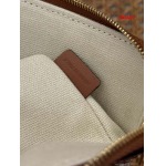 2025年早春新品入荷 CELIEN  バッグ lexun工場25×17.5cm