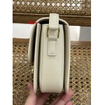 2025年早春新品入荷 CELINE  本革 バッグ lexun工場18.5cm