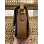 2025年早春新品入荷 CELINE 本革 バッグ lexun工場18.5cm