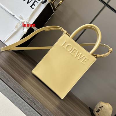 2025年早春新品入荷 LOEWE 本革 バッグ lexun...