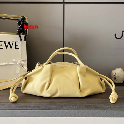 2025年早春新品入荷 LOEWE 本革 バッグ lexun...