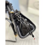2025年早春高品質新品入荷 PRADA  バッグ 3工場