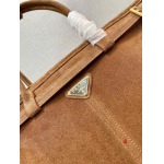 2025年早春高品質新品入荷 PRADA  バッグ 3工場