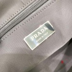2025年早春高品質新品入荷 PRADA  バッグ 3工場