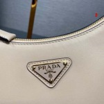 2025年早春高品質新品入荷 PRADA  バッグ 3工場