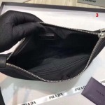 2025年早春高品質新品入荷 PRADA  バッグ 3工場