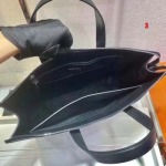 2025年早春高品質新品入荷 PRADA  バッグ 3工場
