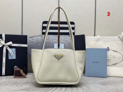 2025年早春高品質新品入荷 PRADA  バッグ 3工場