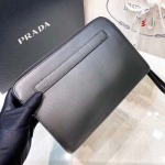 2025年早春新品入荷 PRADA クラッチバッグ 3工場