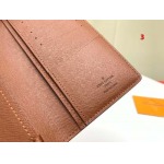 2025年早春新品入荷 ルイヴィトン財布  3工場