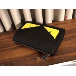 2025年早春新品入荷 FENDI クラッチバッグ 3工場