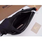 2025年早春新品入荷 バーバリー クラッチバッグ 3工場