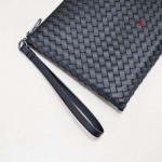 2025年早春新品入荷Bottega Veneta  クラッチバッグ 3工場