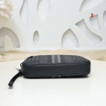 2025年早春新品入荷 Bottega Veneta  クラッチバッグ 3工場