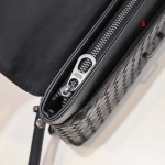 2025年早春新品入荷Bottega Veneta  クラッチバッグ 3工場