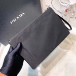 2025年早春新品入荷 PRADA クラッチバッグ 3工場