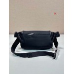 2025年早春新品入荷 PRADA チェストバッグの男性 3工場