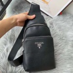 2025年早春新品入荷 PRADA チェストバッグの男性 3工場