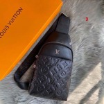 2025年早春新品入荷 ルイヴィトンチェストバッグの男性 3工場