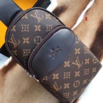 2025年早春新品入荷 ルイヴィトンチェストバッグの男性 3工場