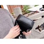 2025年早春新品入荷 グッチ チェストバッグの男性 3工場